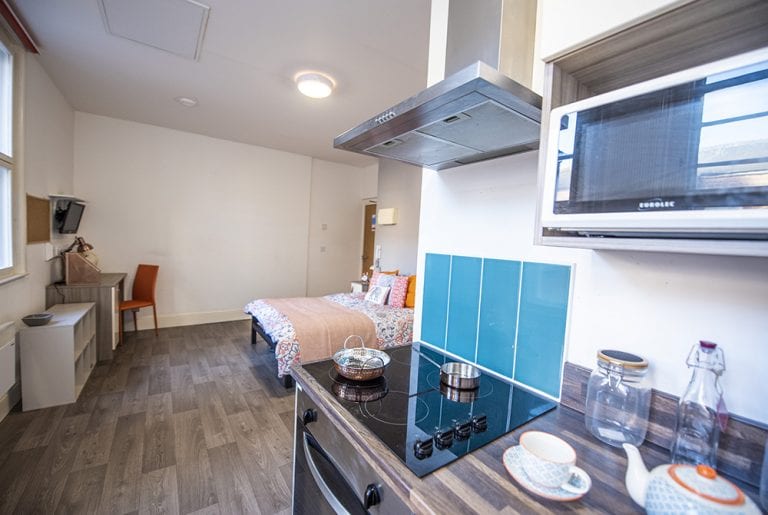 bard-house-student-flats-in-nottingham-xenia-students